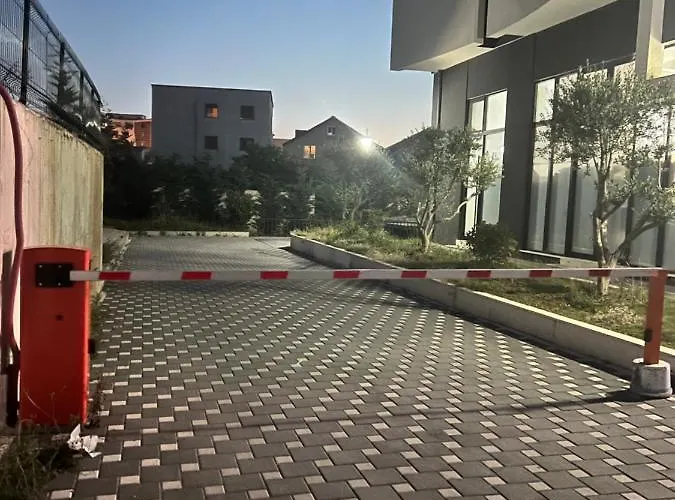 Atrium * Tirana